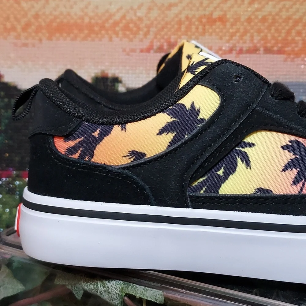 Boys Airwalk Huntington Sneaker Black Tie